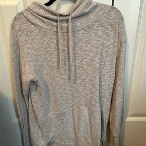 Super cute grey sweatshirt